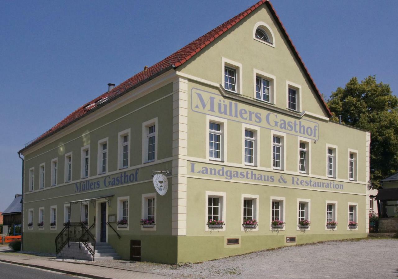 Landgasthaus Muellers Gasthof ラーデベルク エクステリア 写真